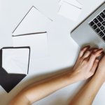 Po spotkaniu do celu: sztuka zwięzłych maili podsumowujących ustalenia